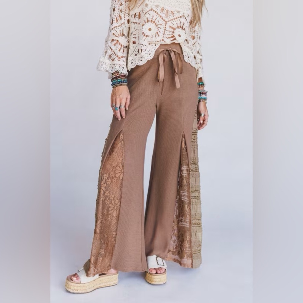 POL Wide-Leg Crochet Panel Pants in Taupe Brown